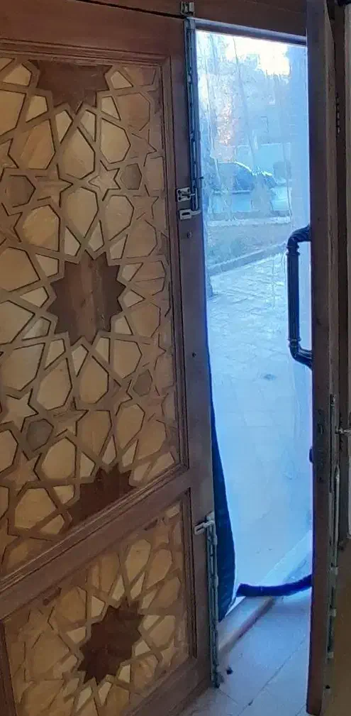 خانه ۸۱ متری در حبیب اباد عکس تزئینی