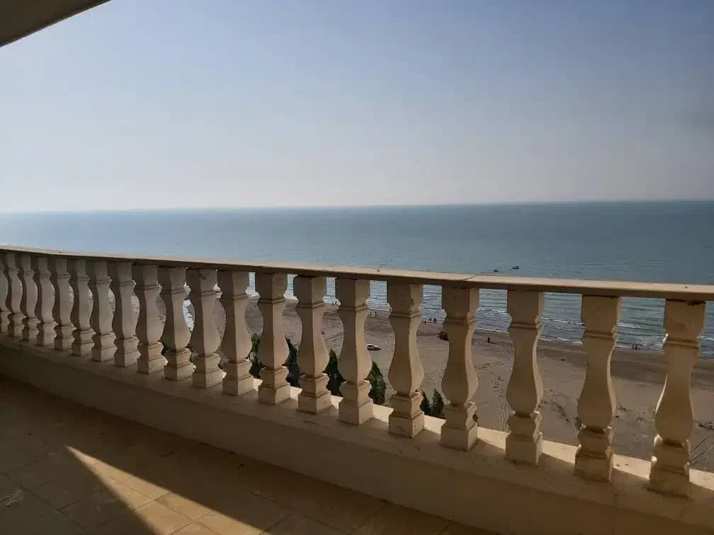 آپارتمان برج سفید