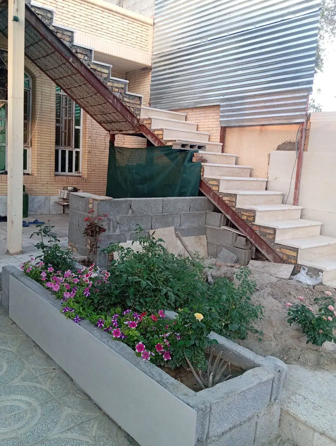 فروش خانه ویلایی شناژ دار مرکزشهر
