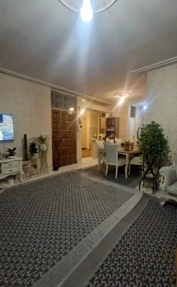 همخونه میخوام