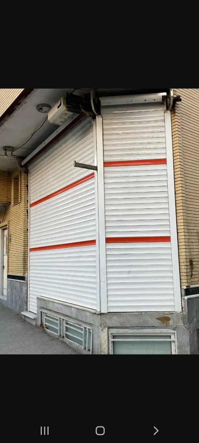رهن و اجاره مغازه ۱۴ متری دو نبش
