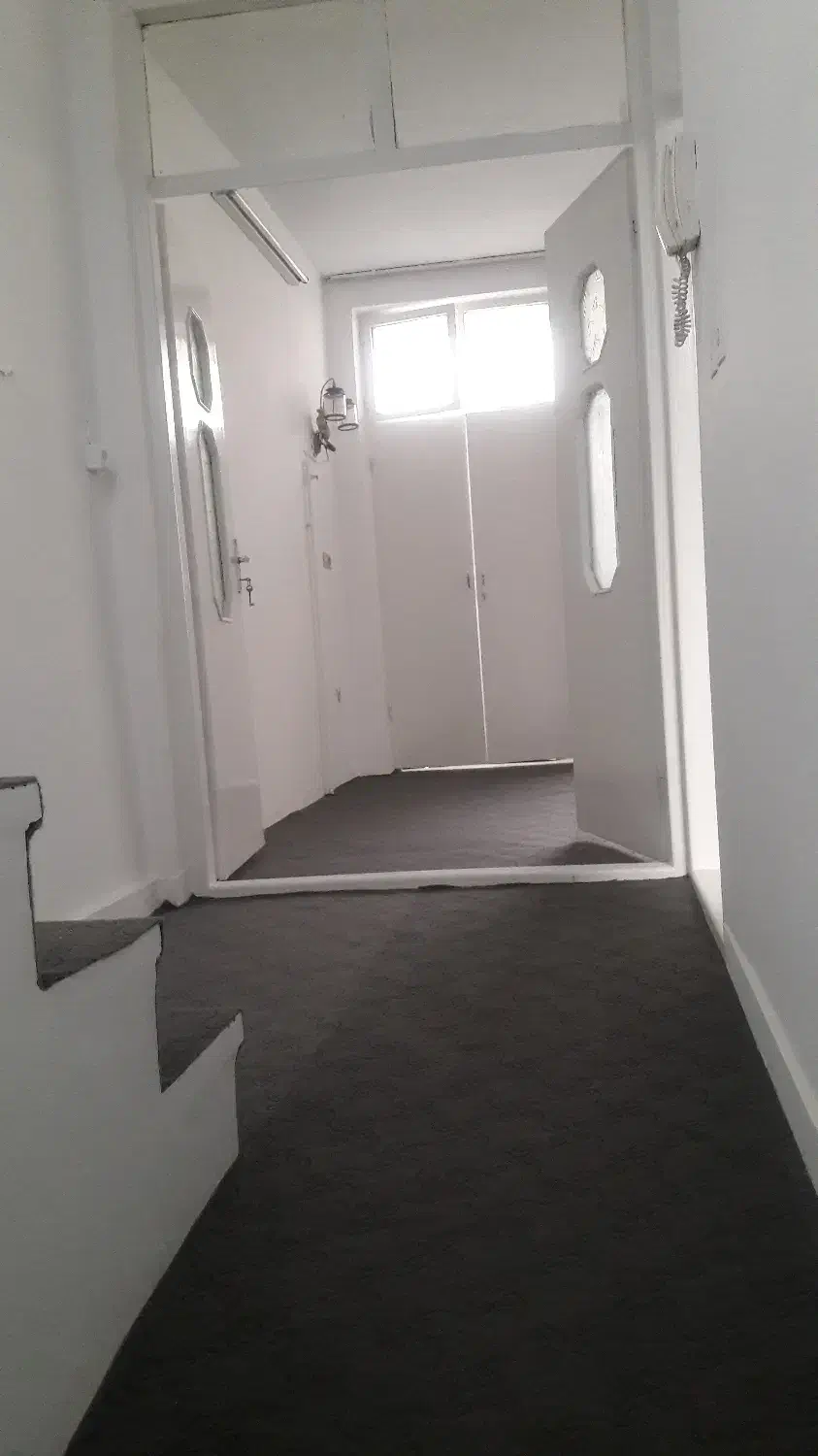 اتابک خانه دربست ۲ طبقه ۶۰ متری