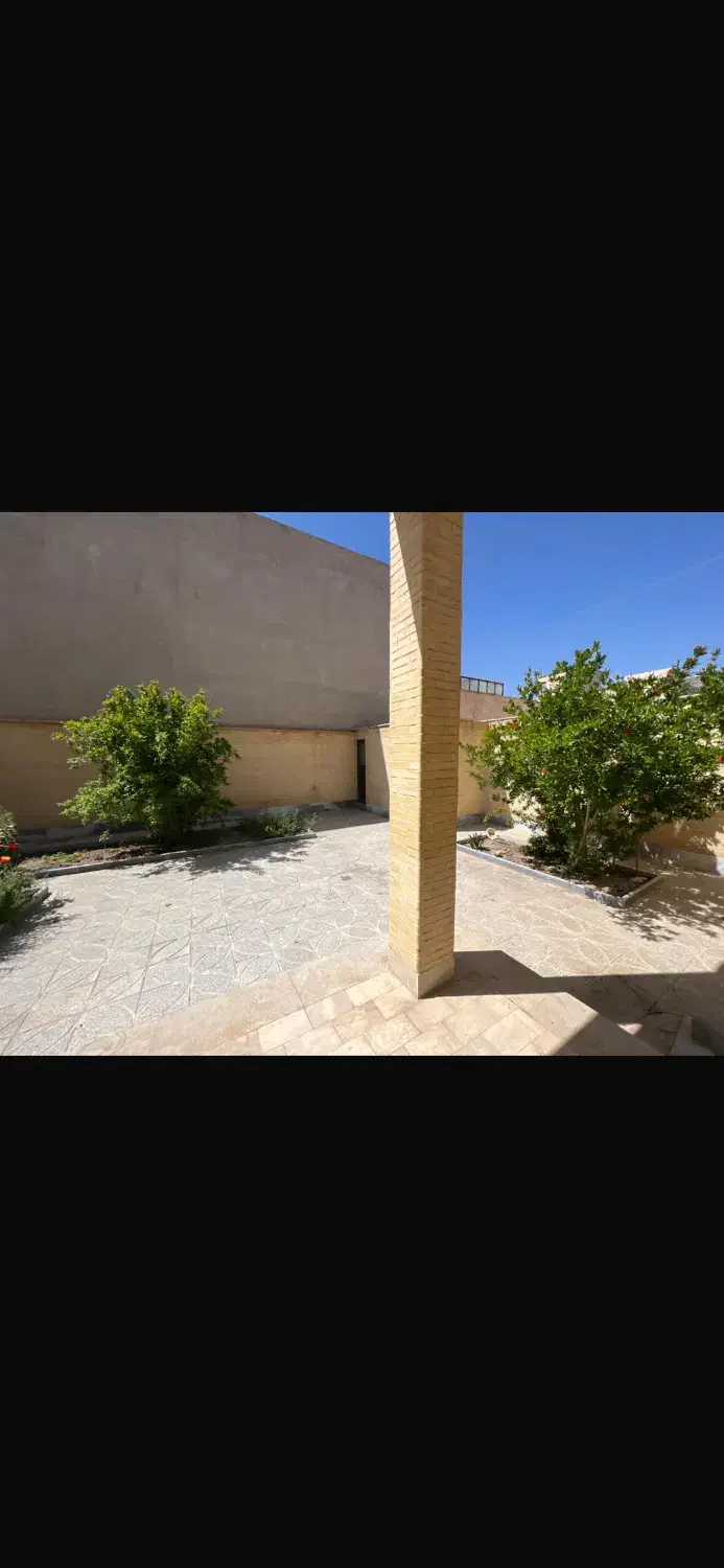 خانه دو طبقه