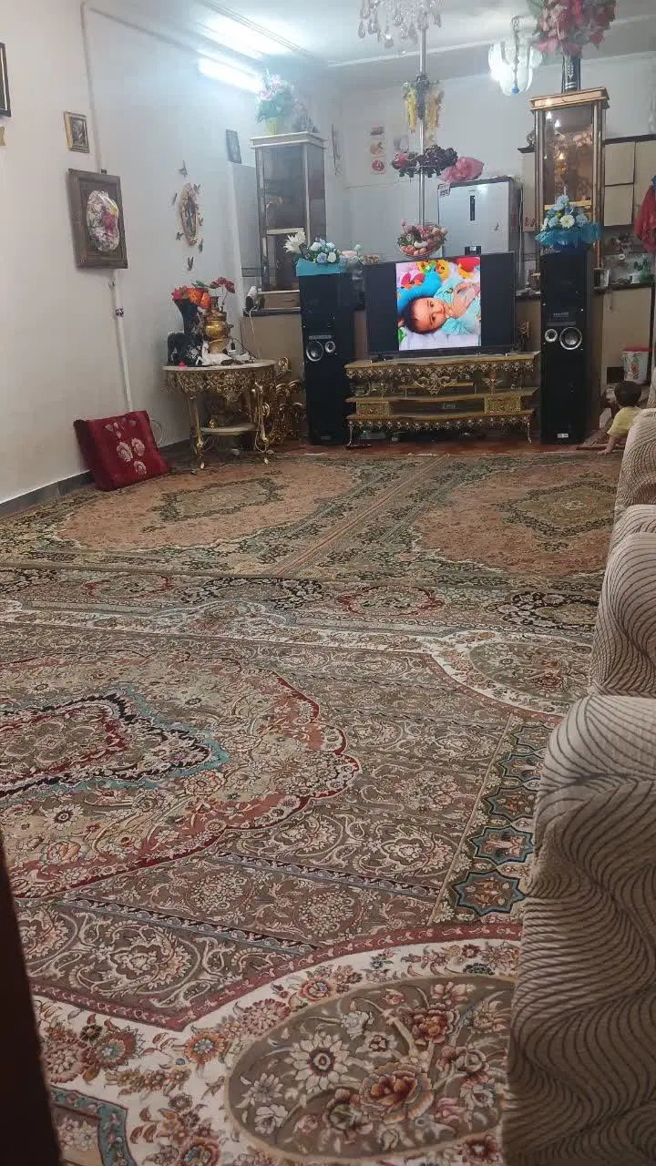 رهن و اجاره حیاط دربست در بهار خرمدل