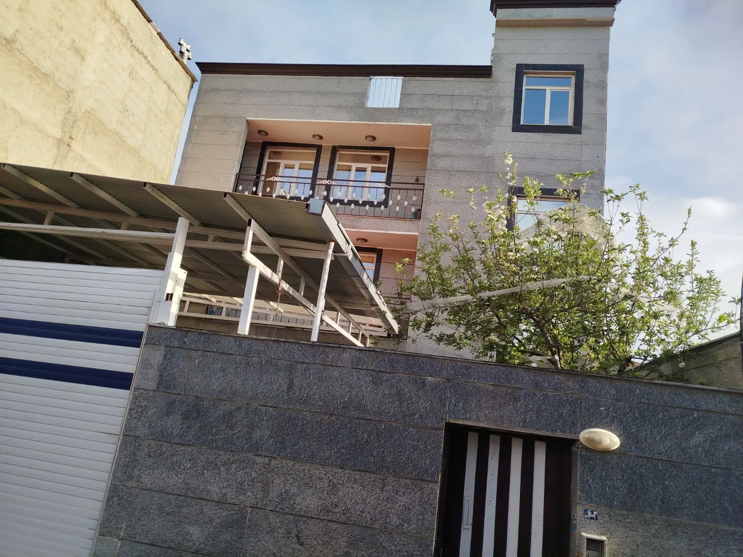 خانه دیزج