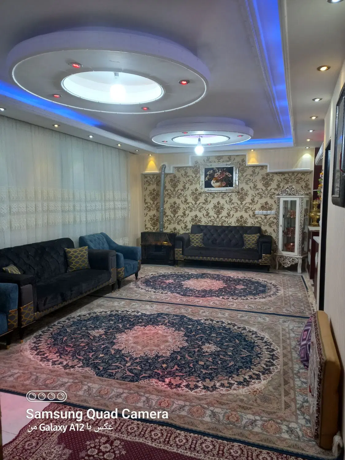 واحد۹۰ متری سه راه افشار
