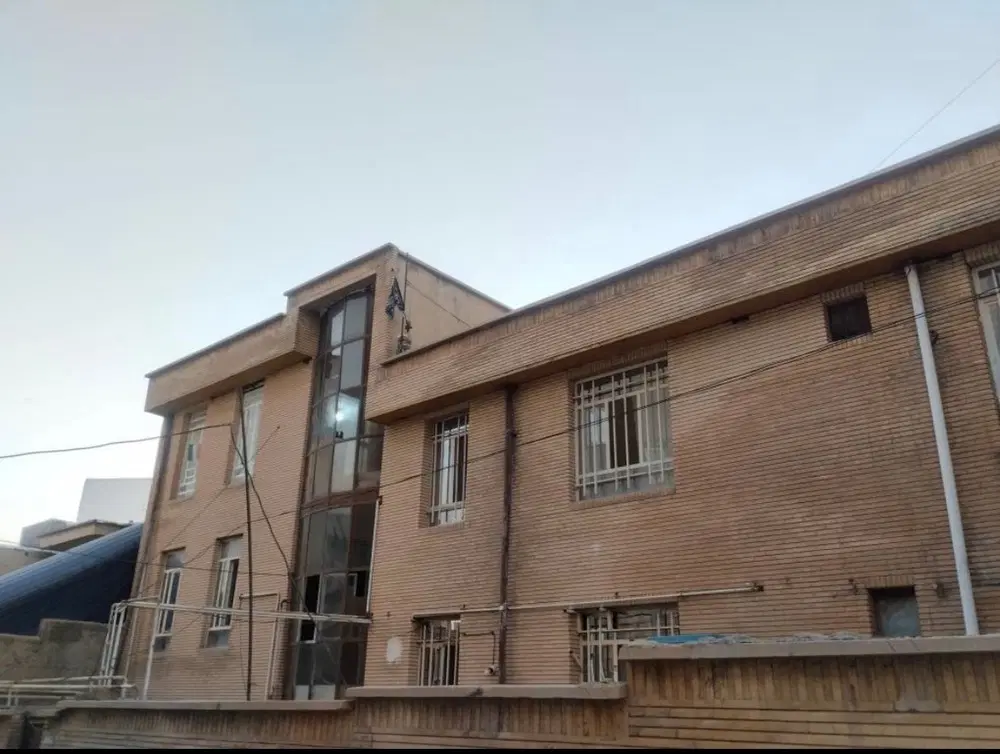 واحد اجاره ایی تک خواب همکف حیاط خصوصی