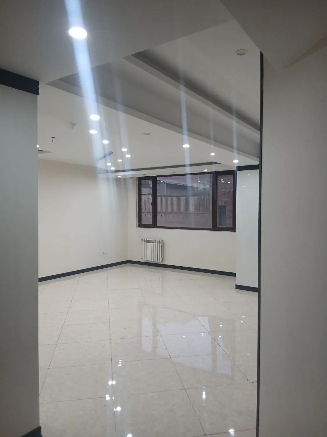 ۱۰۵ متر دو خواب فول امکانات