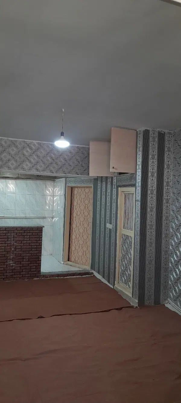 خانه فروشی در آخر عباسی همکف