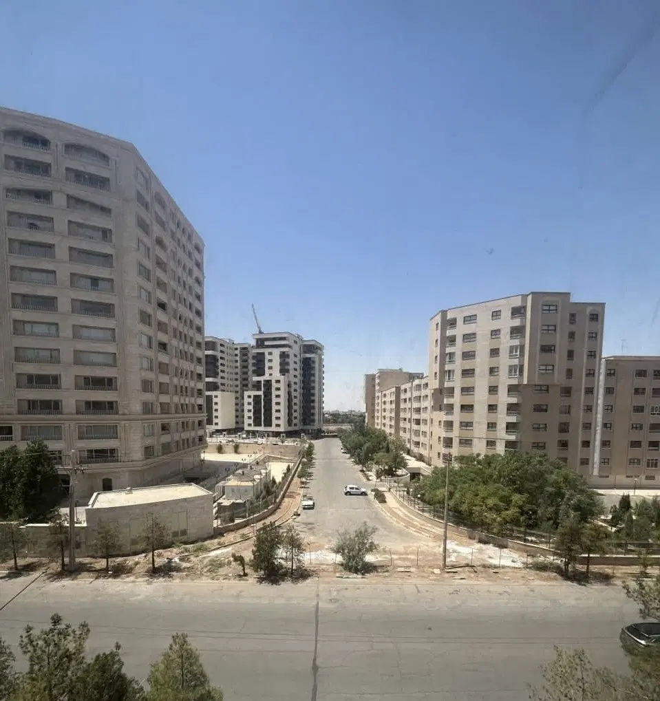 آپارتمان بهاران جدید شیک