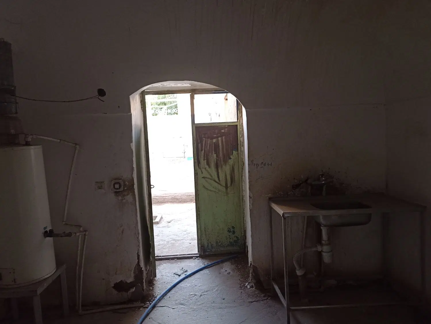 فروش خانه گنبه ای کلنگی