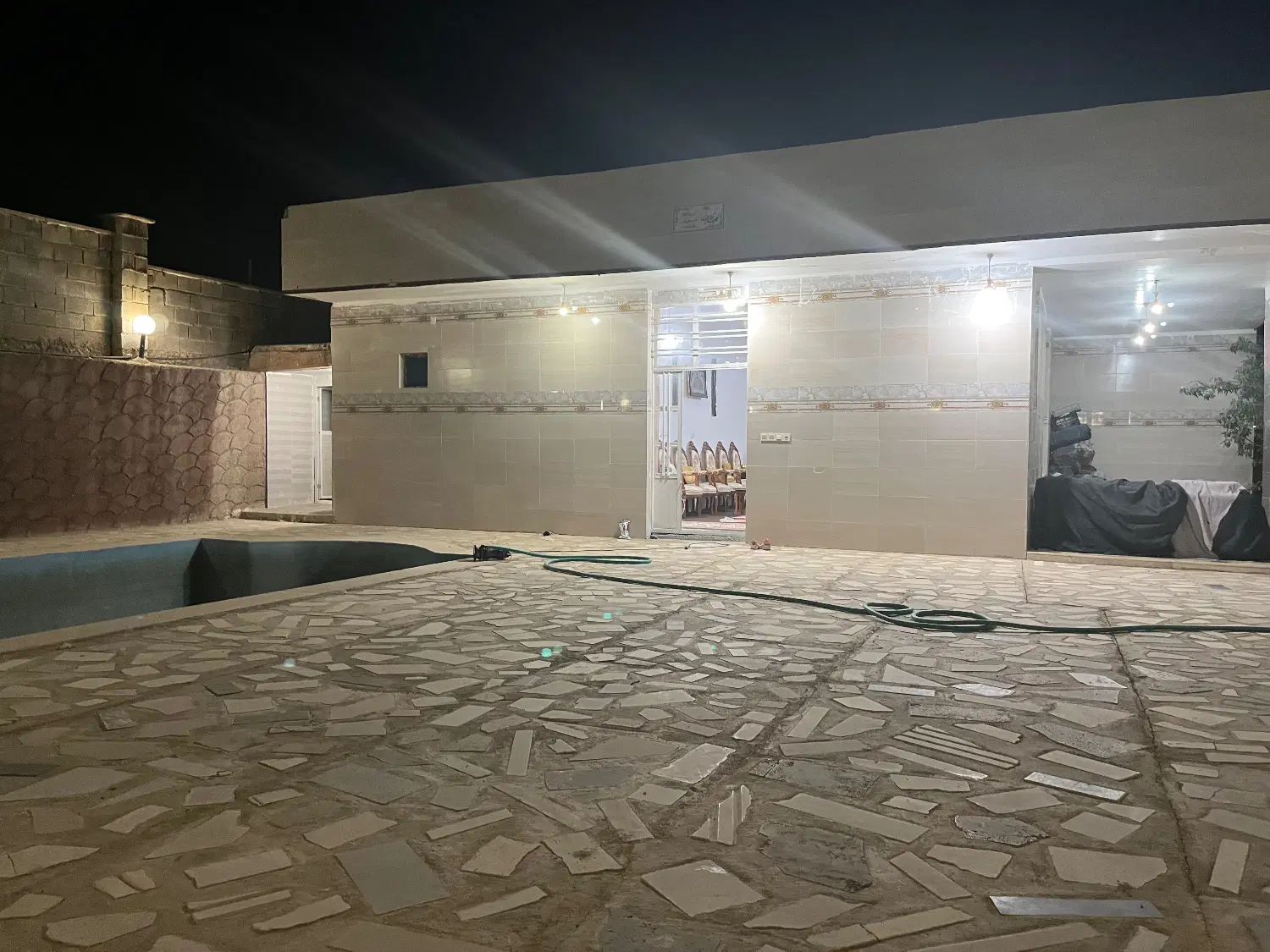 فروش باغ شهری سیاخ دارنگون