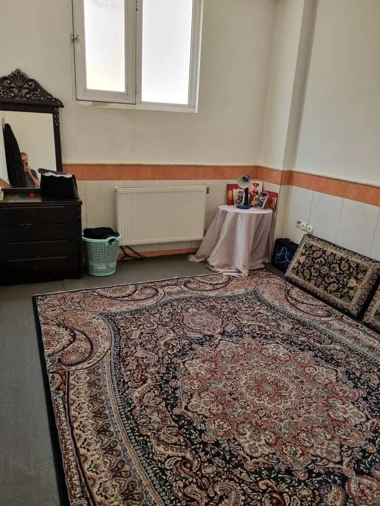 طبقه اول ساختمان دو طبقه