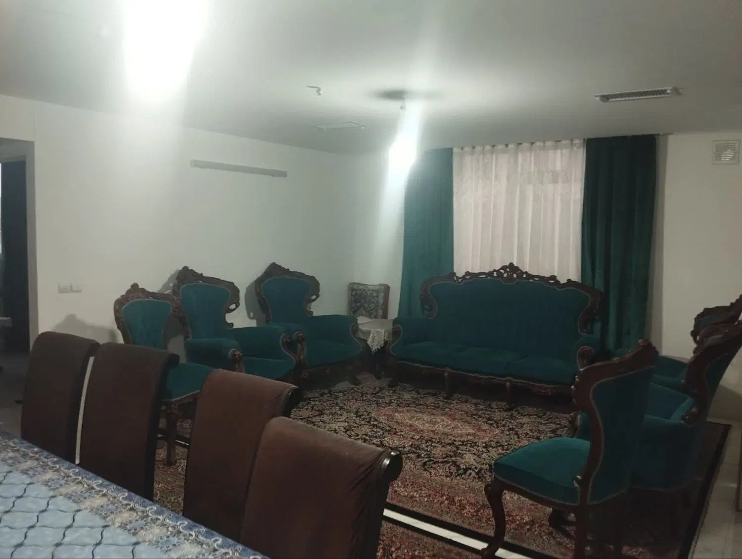 آپارتمان نوساز دو خوابه