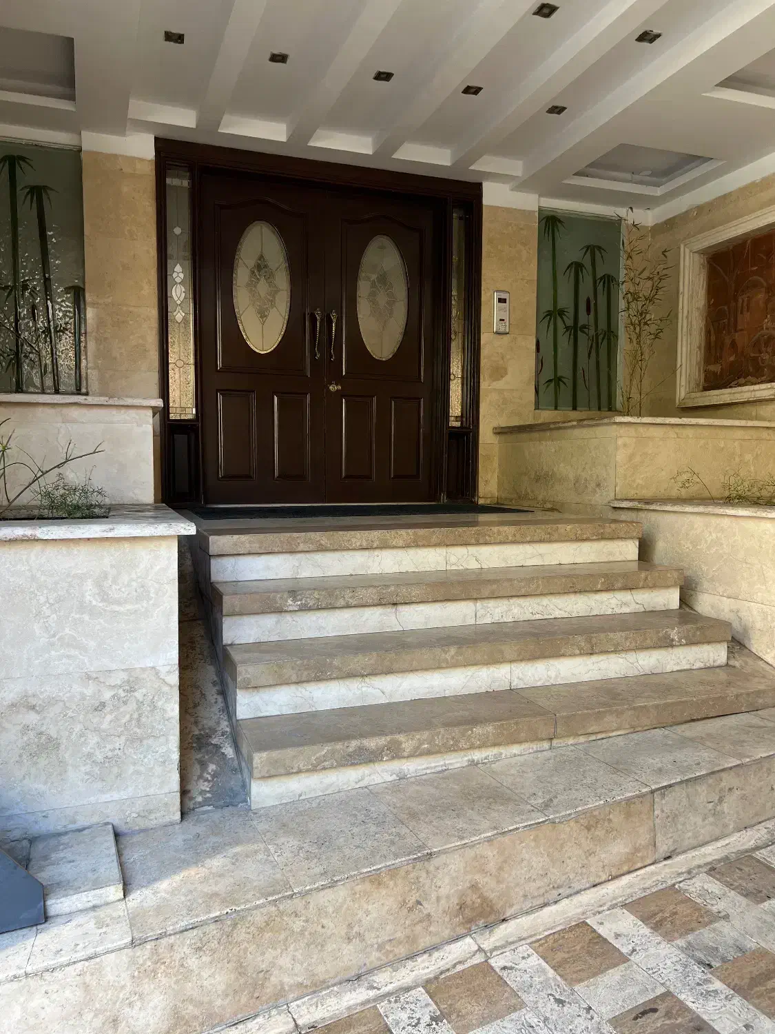 ۸۰متر دوخوابه مدرن نیاوران