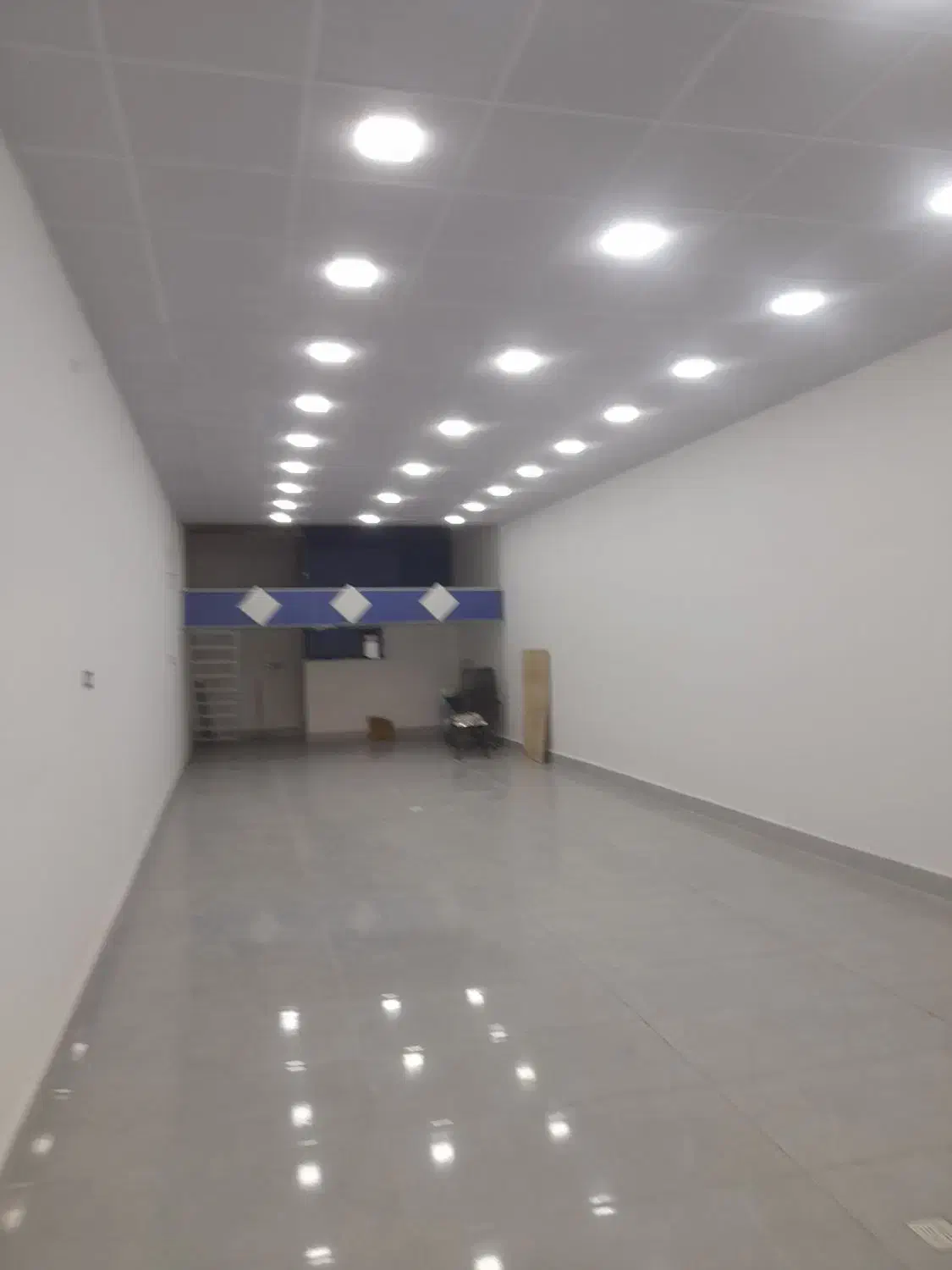 فروش یک باب مغازه تجاری