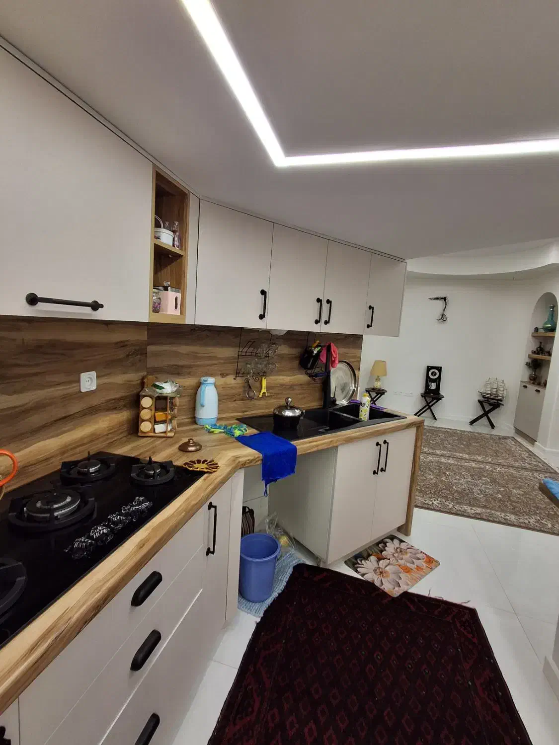 80 متری_ تاپ لوکیشن ظفر_ تک واحدی_ قدرالسهم ارزنده