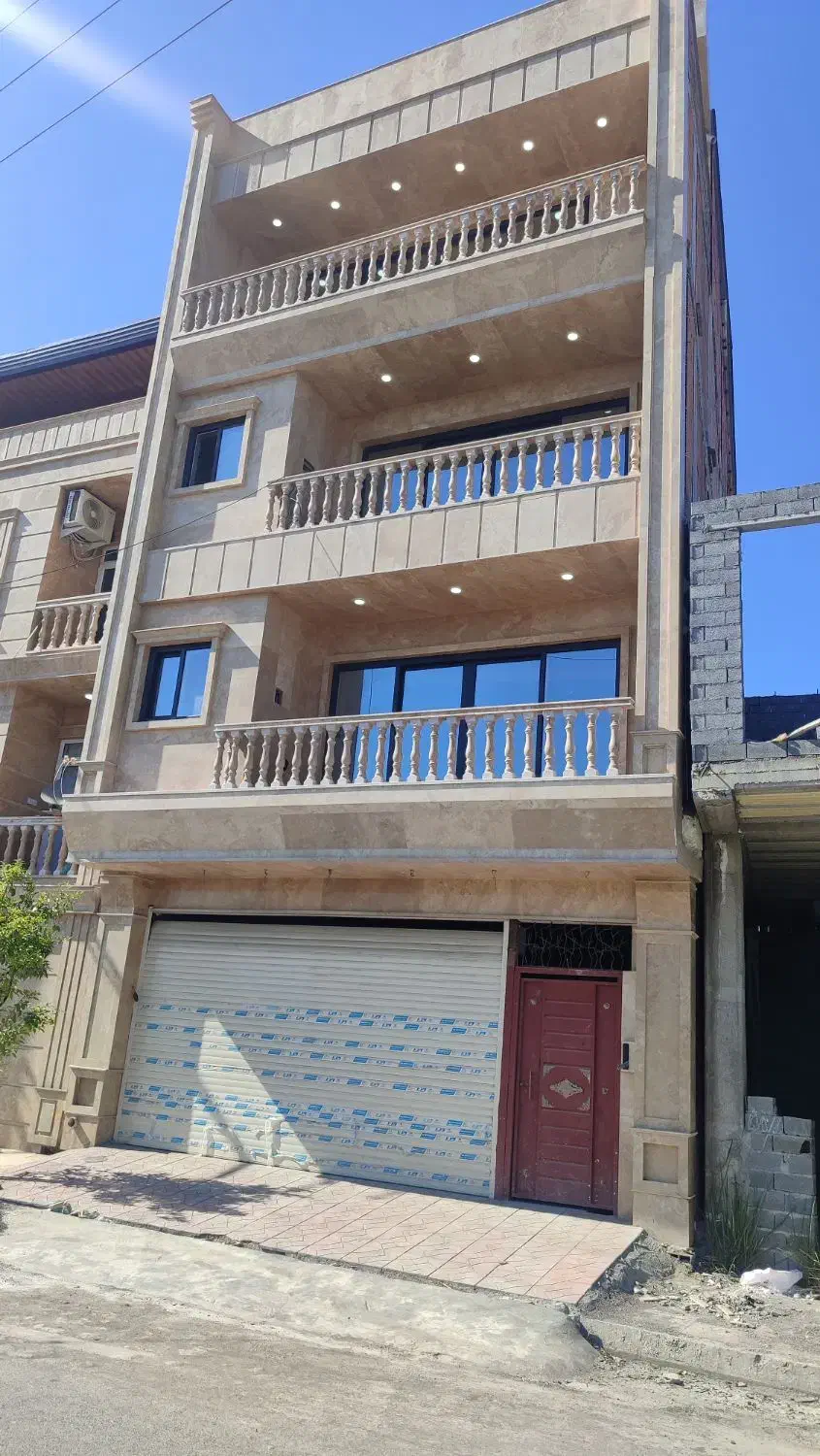 آپارتمان 130 متری بابلسر 4 طبقه یکجا فروشی