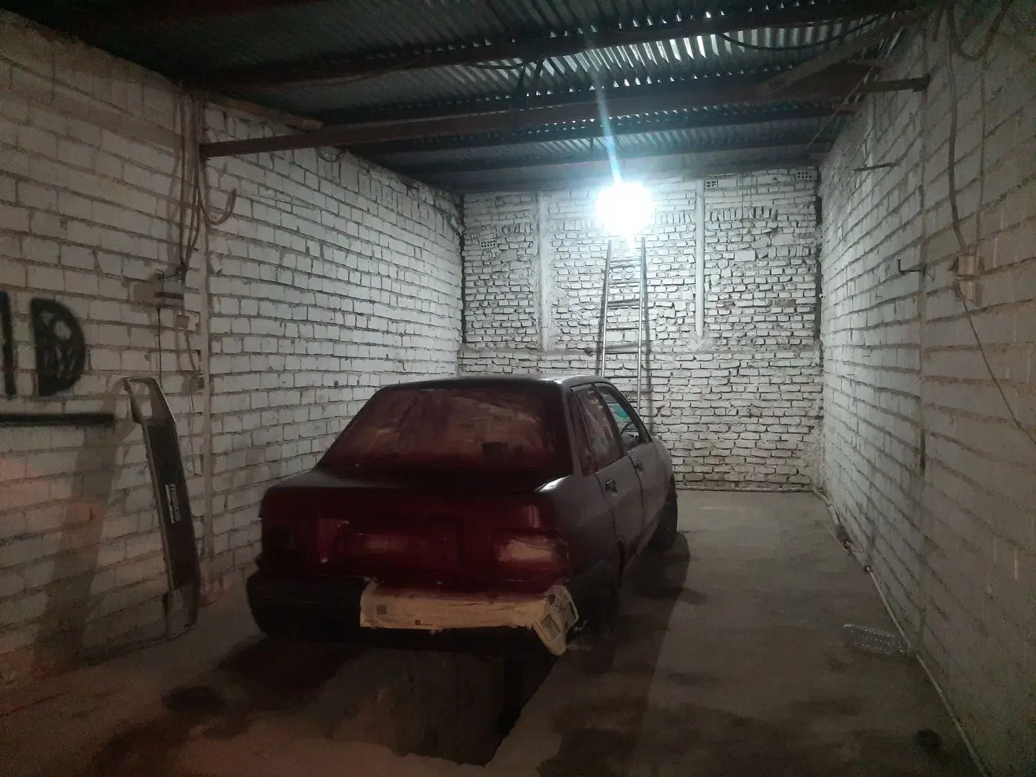 مغازه ۴۰ متر (املاک سعیدی)