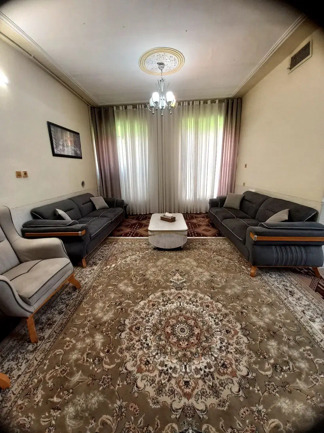منزل دربه حیاط