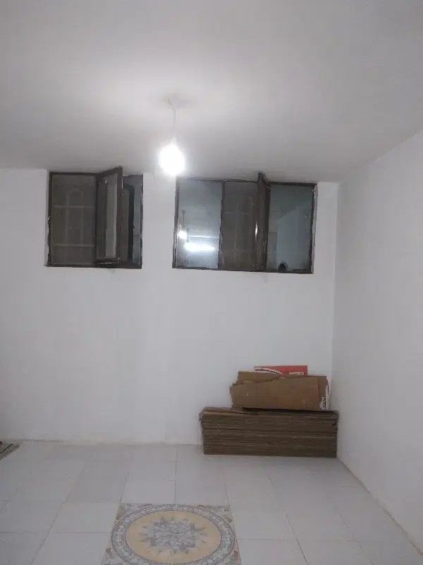 اجاره ۶۵ متری همکف سر نبش  نور خوب