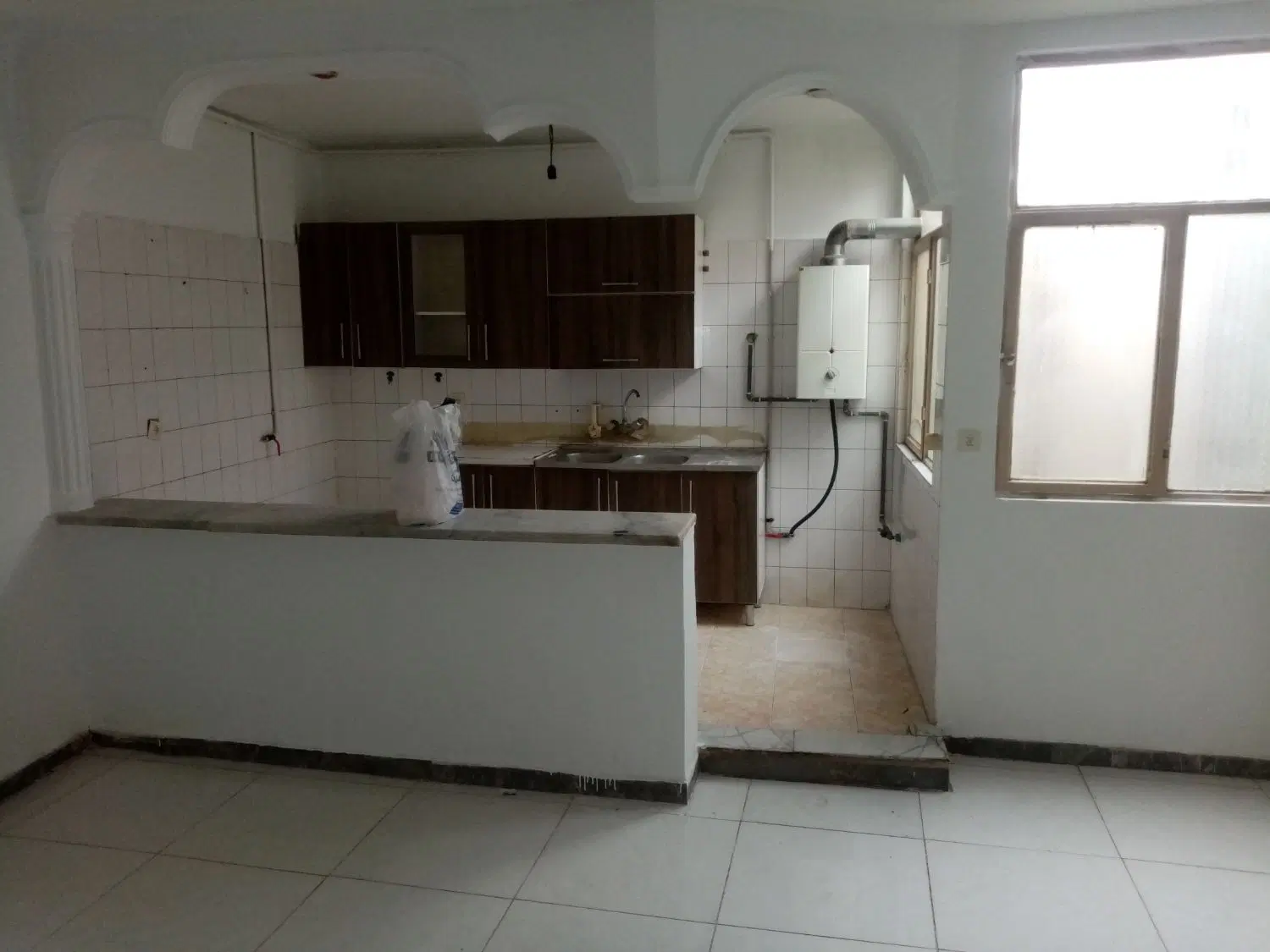 اپارتمان ۸۵ متری سنایی
