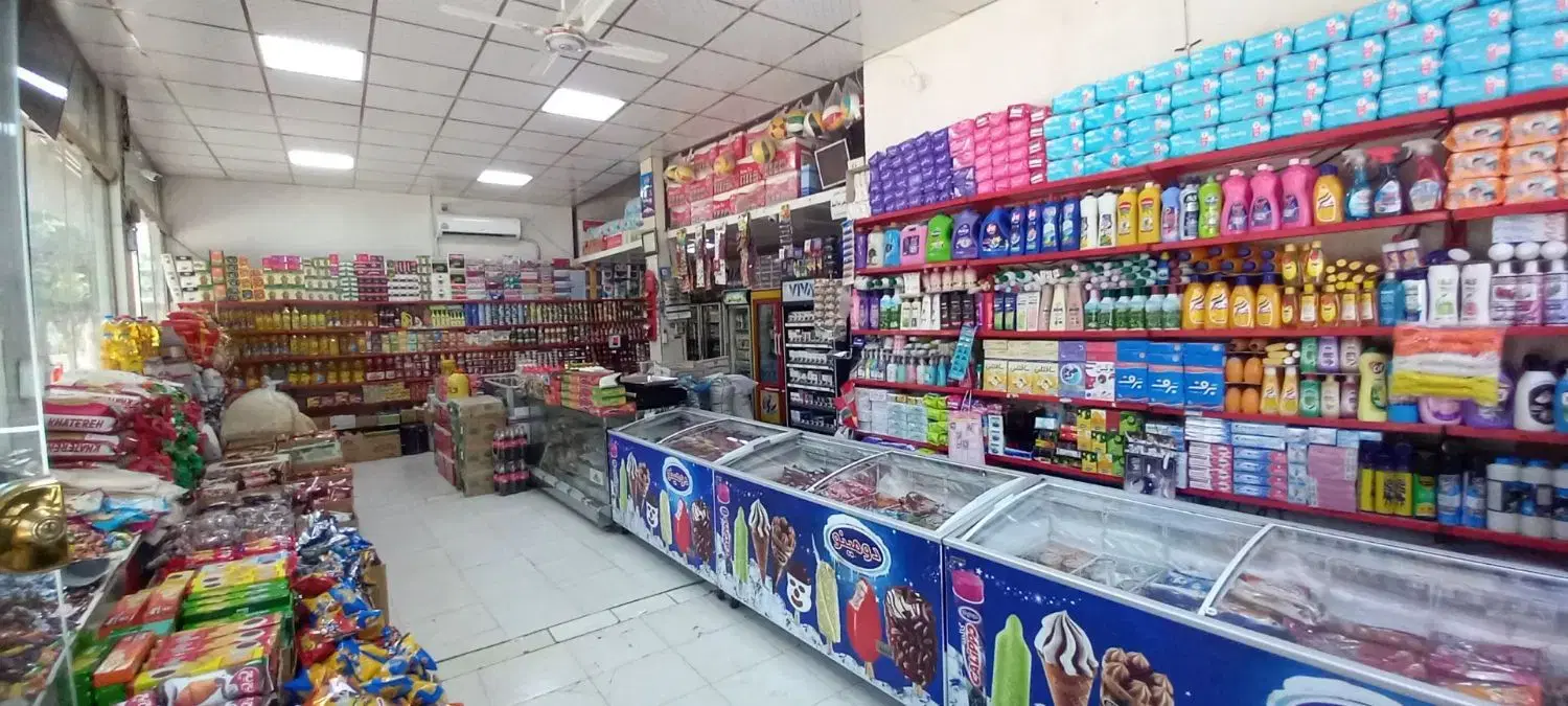 ۸۰ مترمغازه ۱۰۰مترواحدمسکونی باهم بفروش میرسد