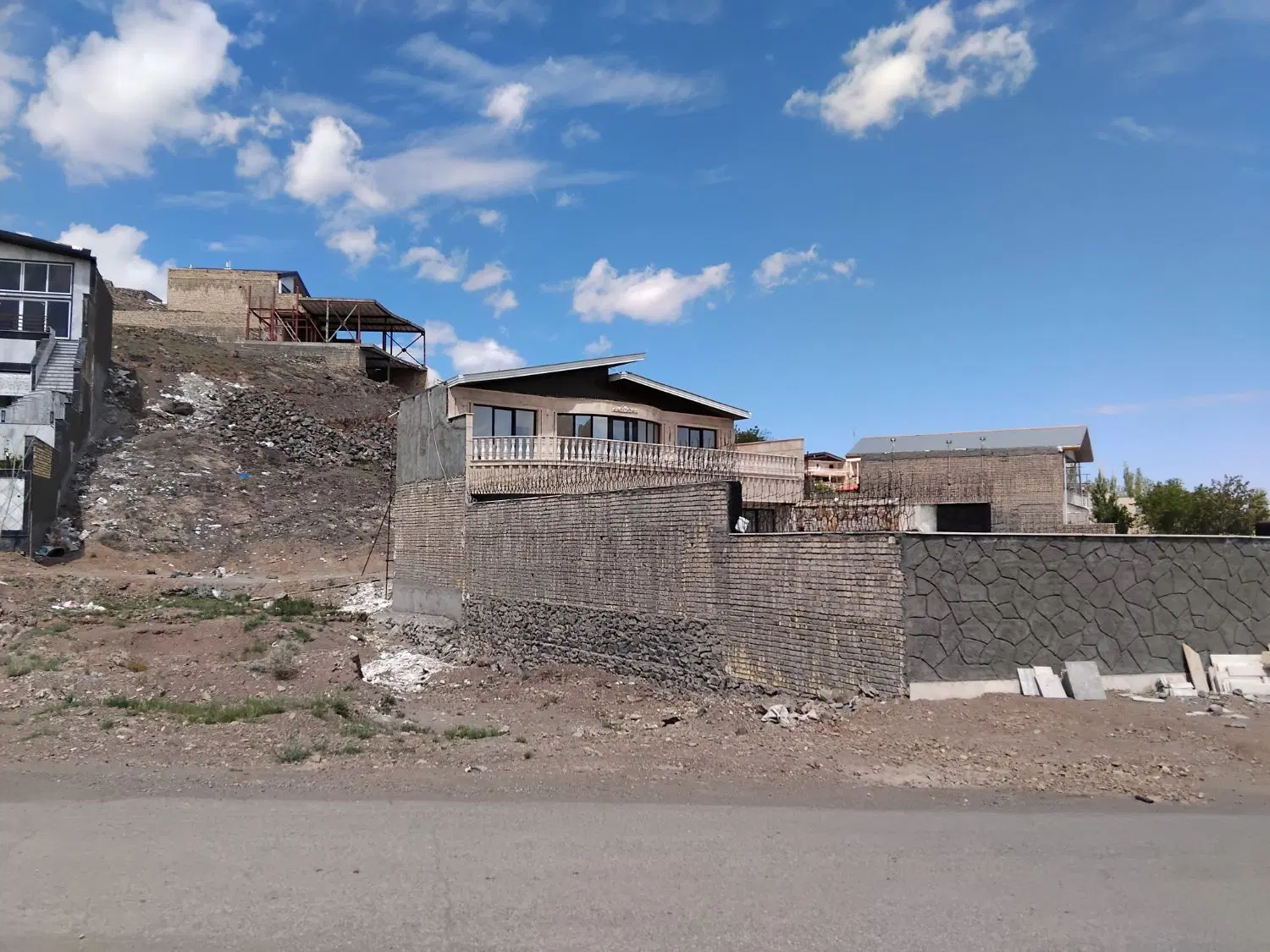 زمین جهت ساخت ویلا باغ در جای بکر و آروم