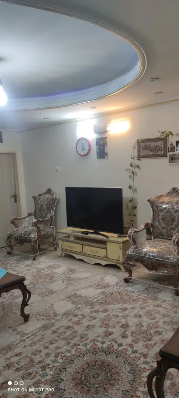 57 متر* با پـارکـیـنـگ آسانـسـور * حوالی مسکن هشت