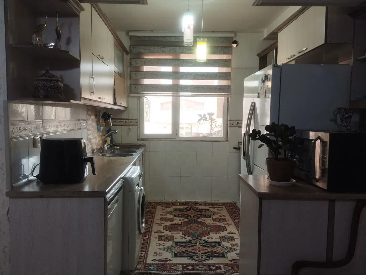واحد ۶۰ متری فول امکانات جلالی جنوبی