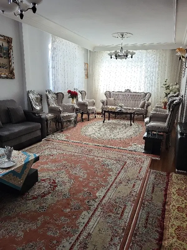 طبقه اول ۱۲۰متر
