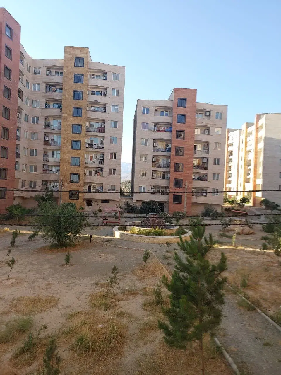 آپارتمان ۸۵ متری مهستان