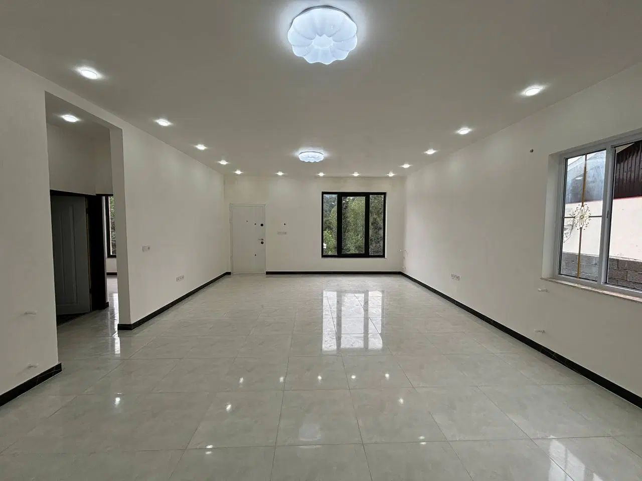 فروش ویلای خوش نما با زمین ۳۲۰ متر