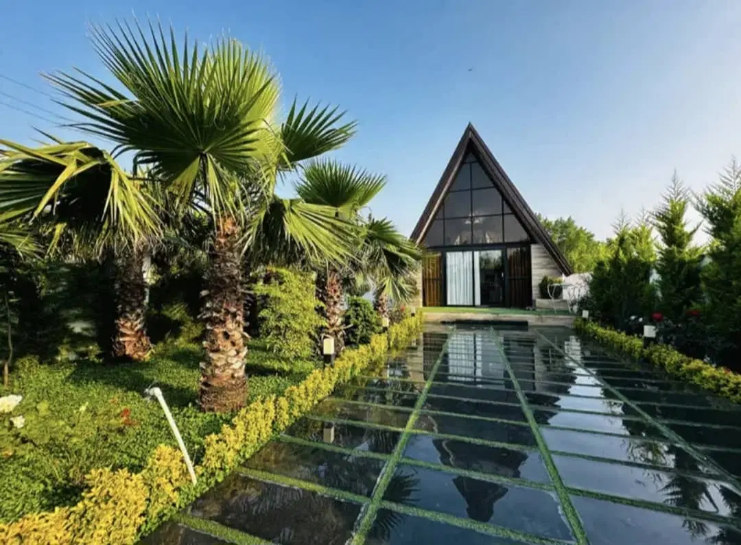 اجاره کلبه سویسی استخر روباز چهارفصل آمل
