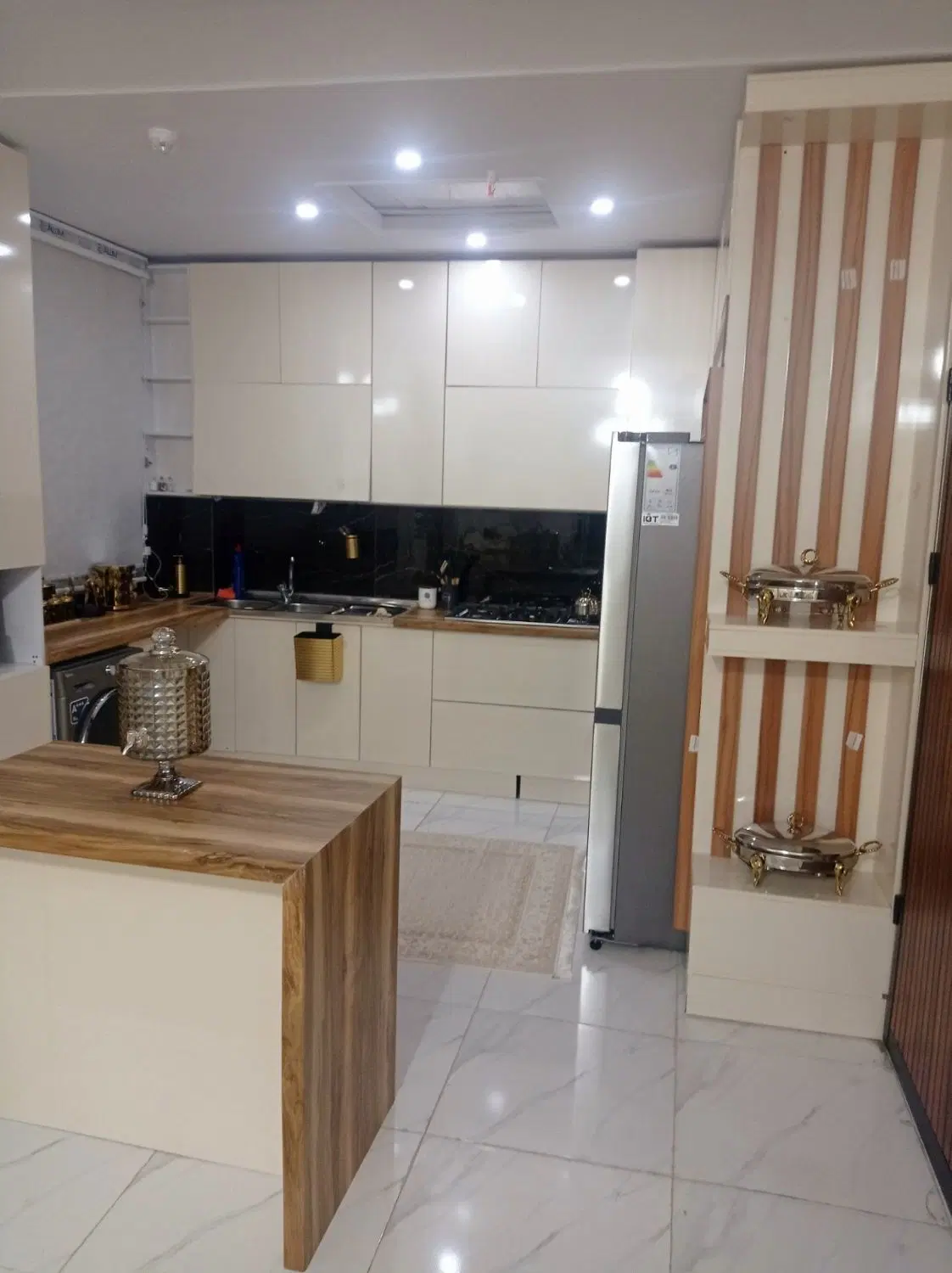 91‌متری‌2‌خواب‌ فول‌امکانات