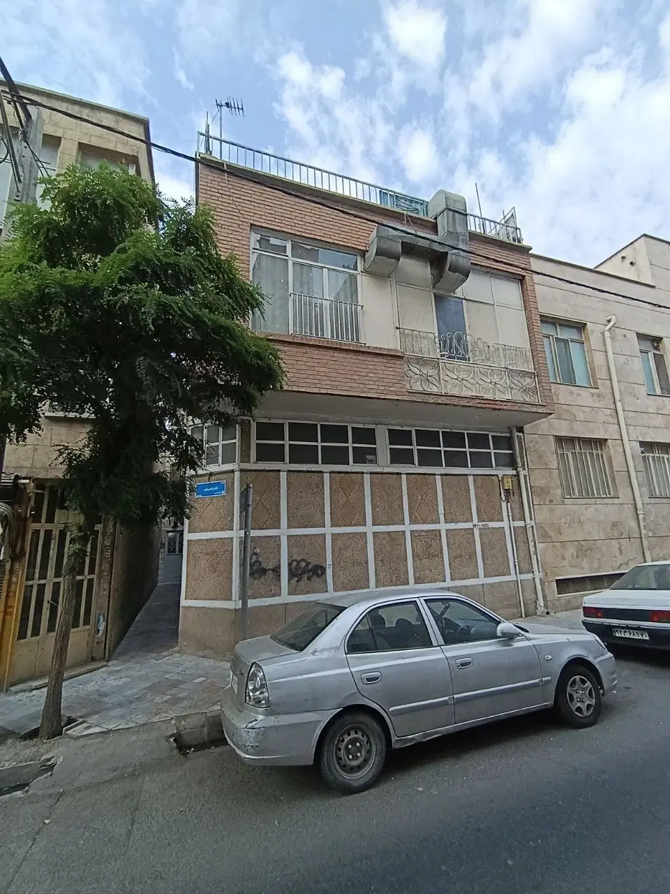 خانه کلنگی