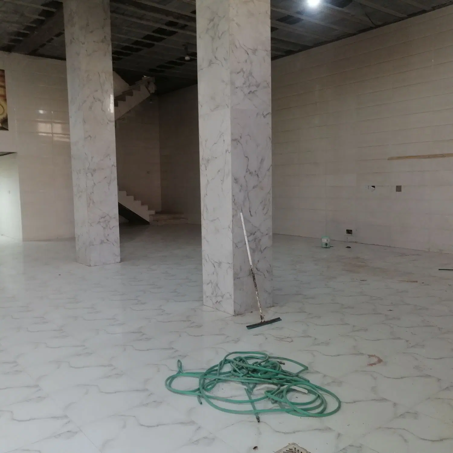 کارگاه دو طبقه
