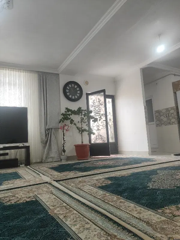 ساختمان ویلایی و دونبش ،کوچه اعتماد
