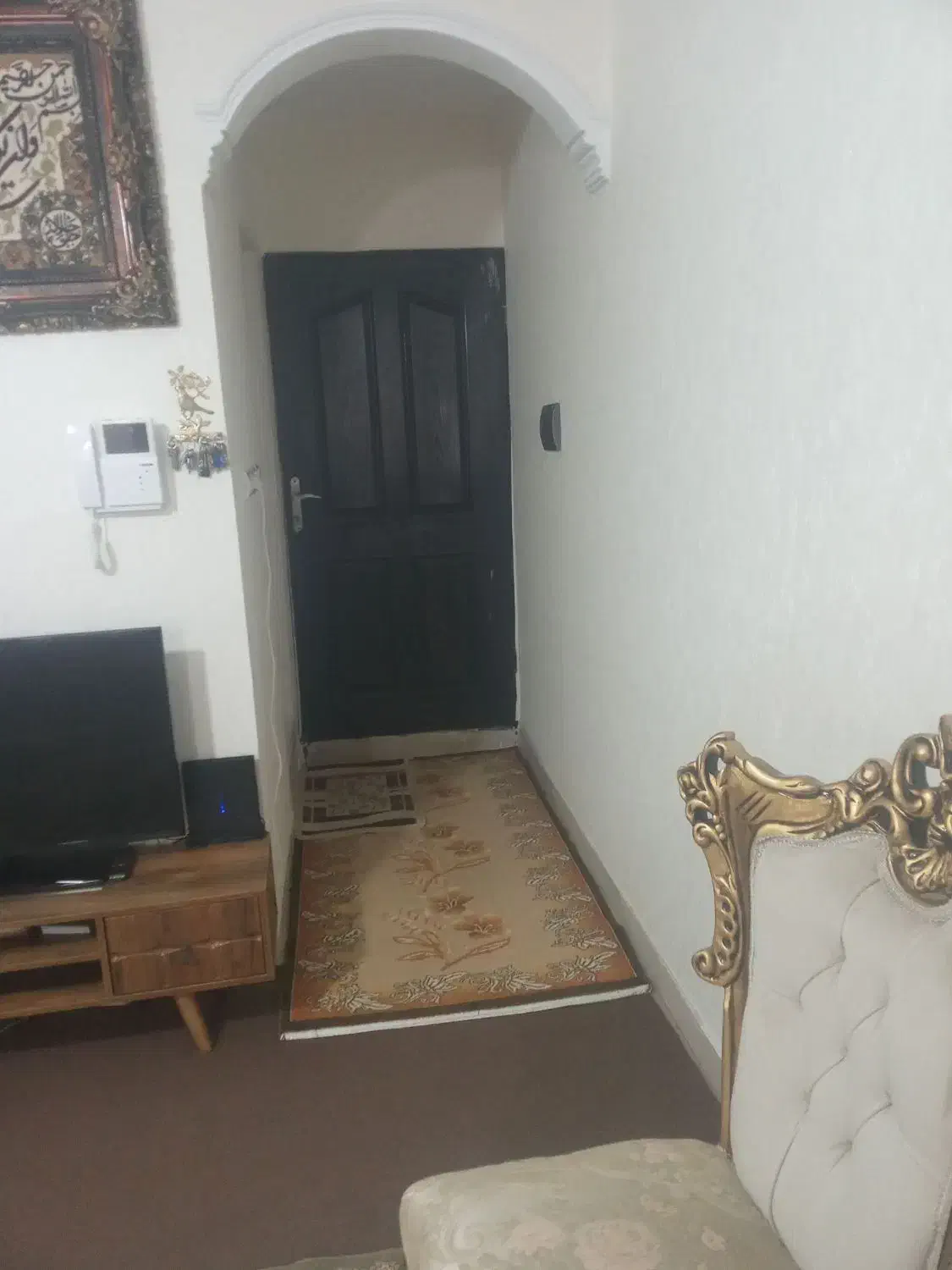 آپارتمان بسیار تمیز خوش نقشه ۷۰متری