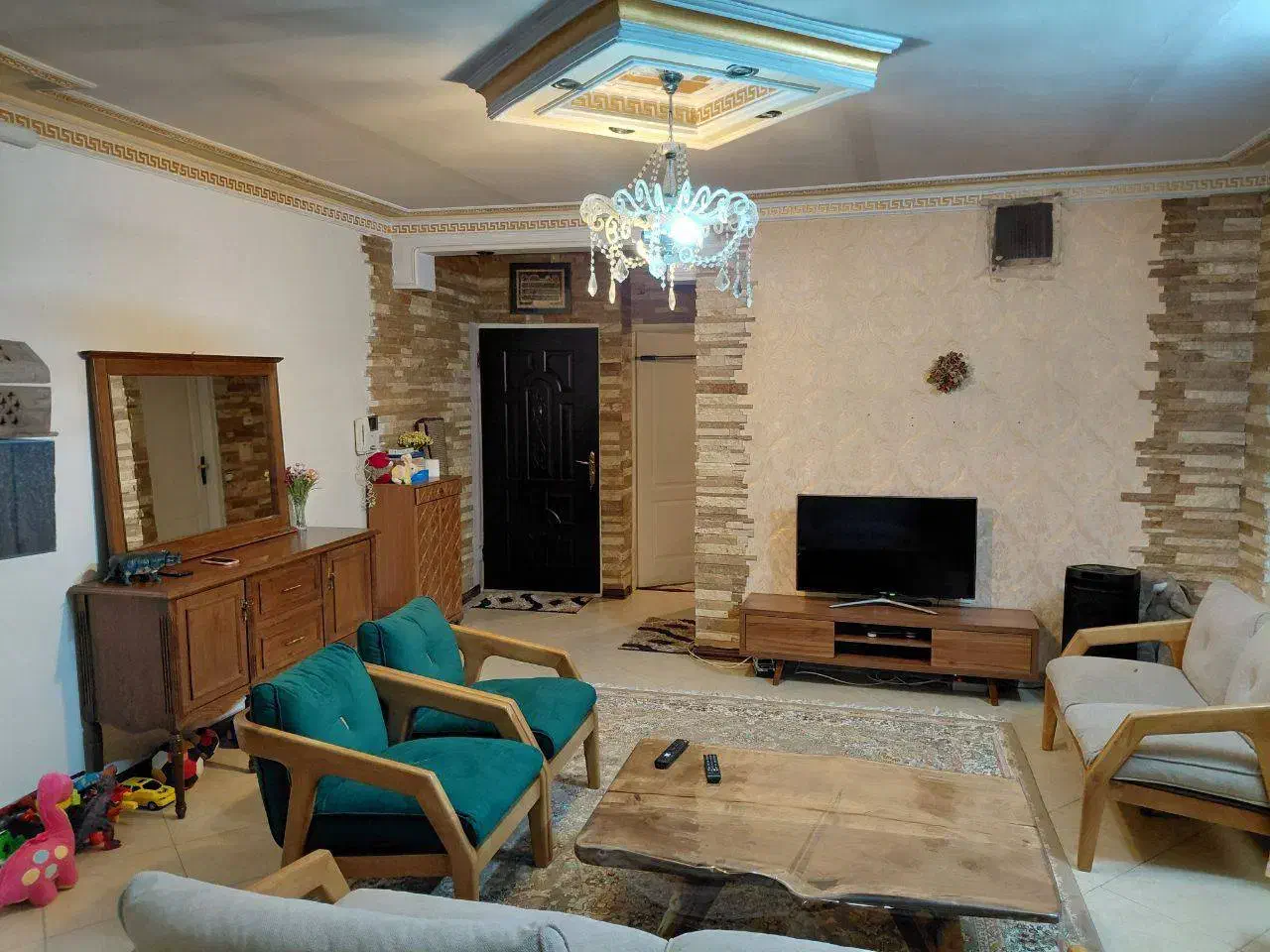 ۵۸متر_پارکینگ دار_میدان غیاسی_بازسازی شده