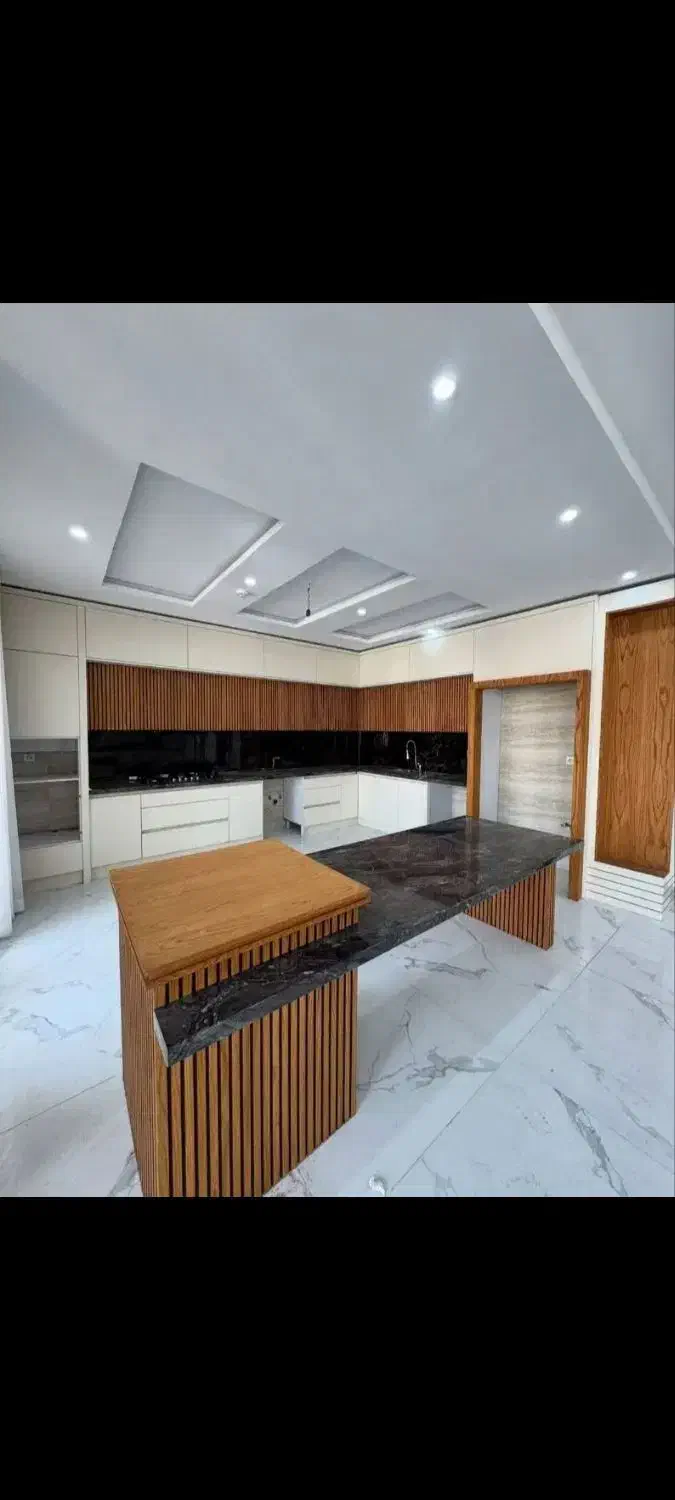 رهن و اجاره منزل ویلایی تاپ لوکیشن فاز یک