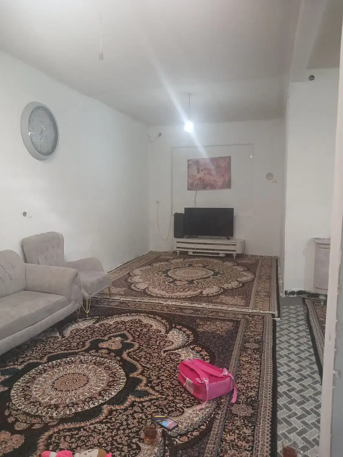 فروش خانه همراه مغازه تجاری باموقعیت تکرارنشدنی.