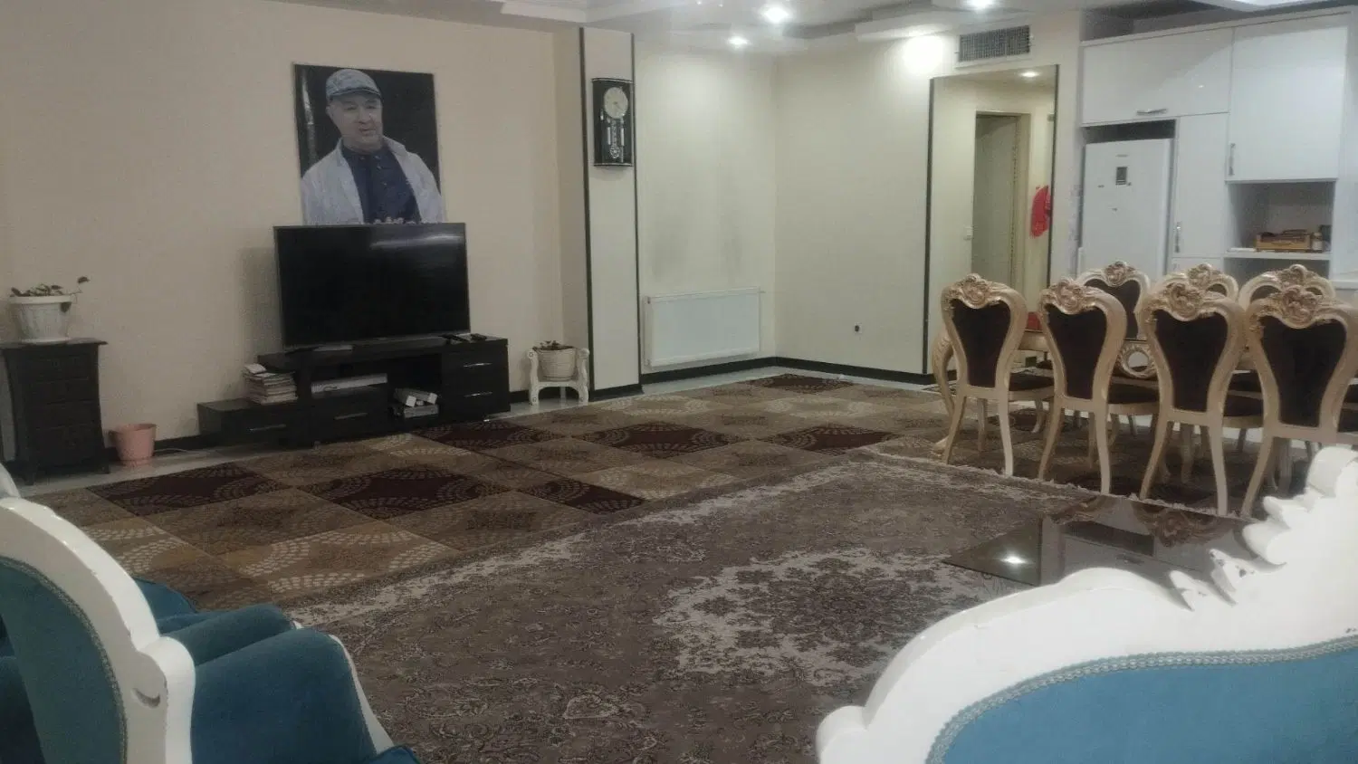 ۱۲۰م ۲خ ط۳ تک واحدی فول منطقه۷ خ محمودی ک جهانگیری