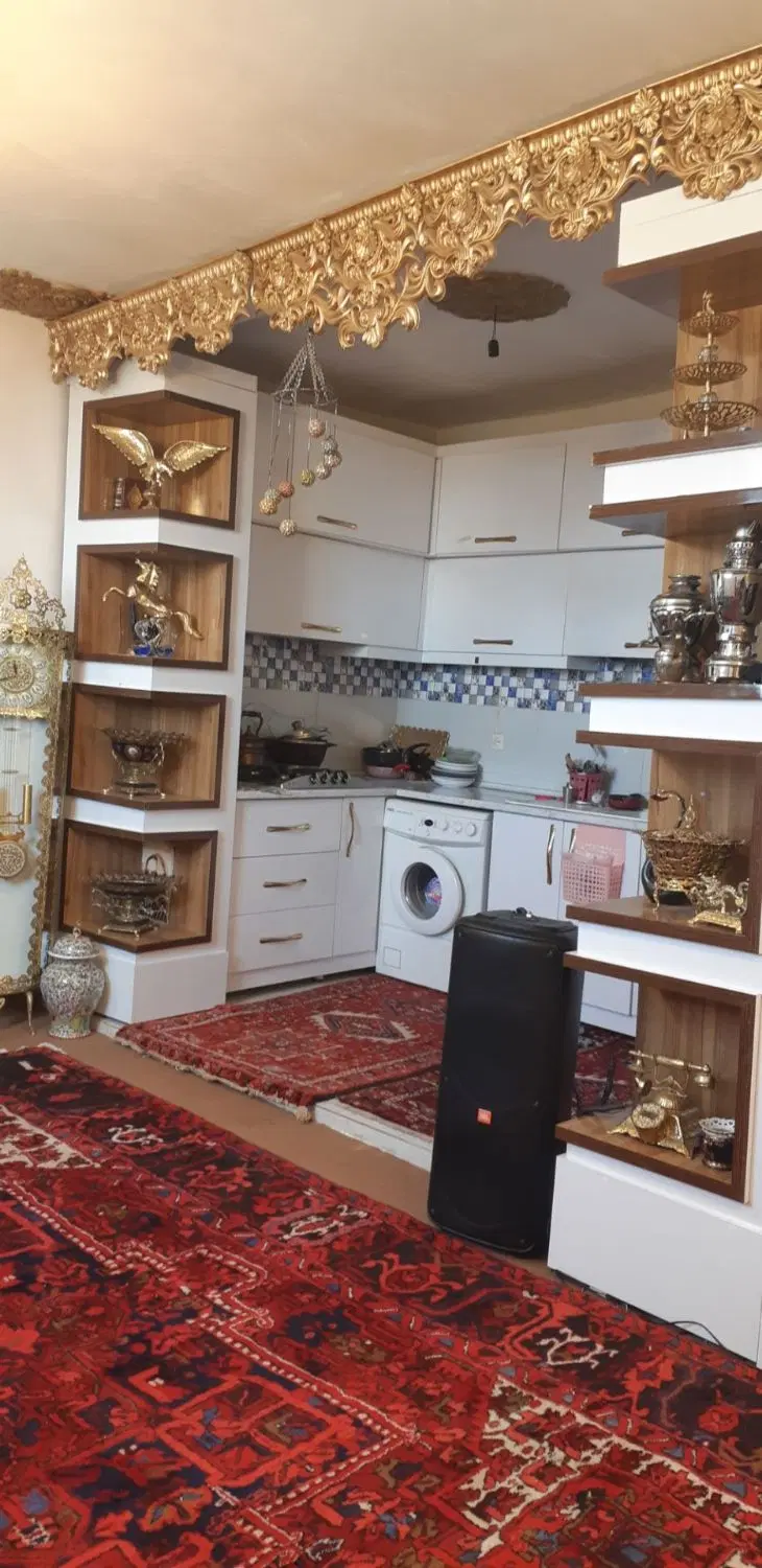 خانه درمنبع اّب مدرسه فیاض
