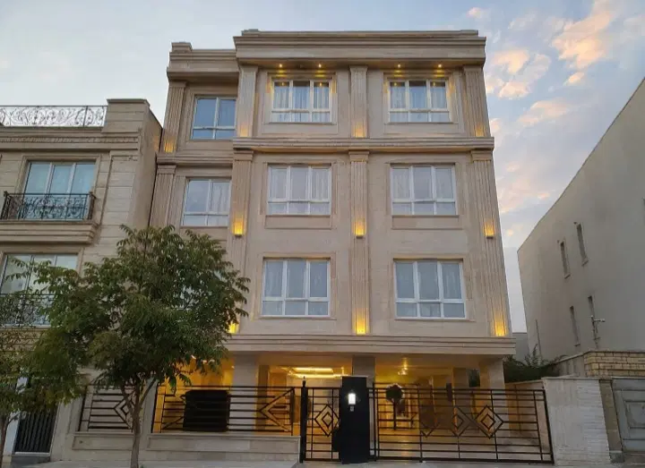 ۱۱۰متر_۳طبقه مستقل_قصرالدشت