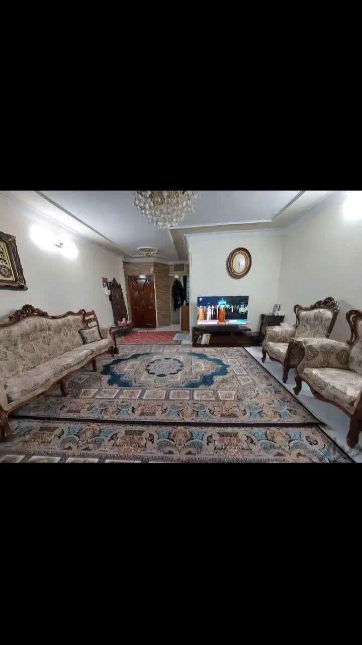 آپارتمان ۶۷متری بهترین لوکیشن.خ باقری ۱۴متری سالم