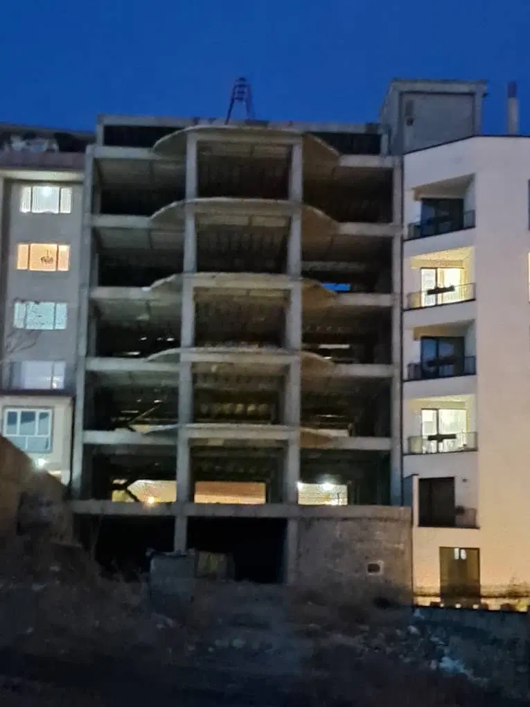 فروش ساختمان نیمه‌کاره