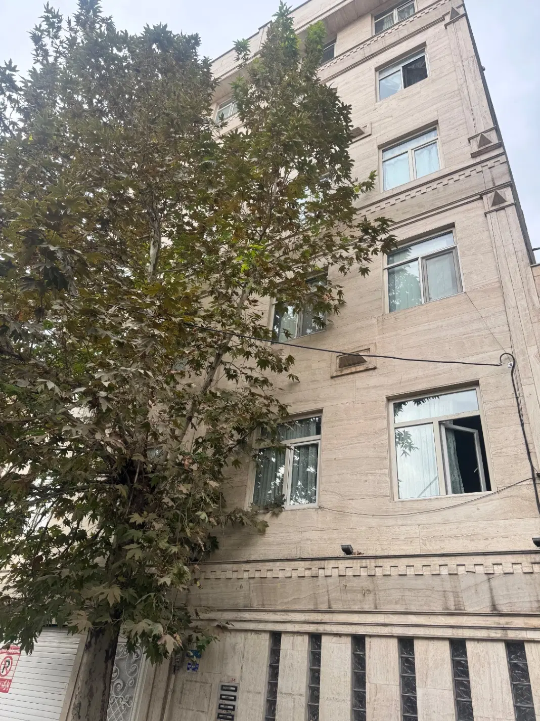 ۸۵متری هشت سال ساخت دو خواب