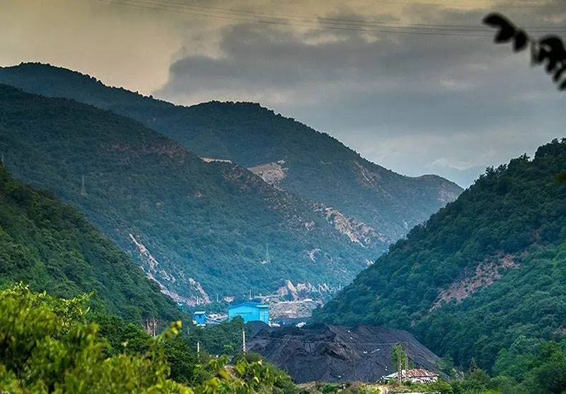 زمین‌۱۰۰متری‌سیادک