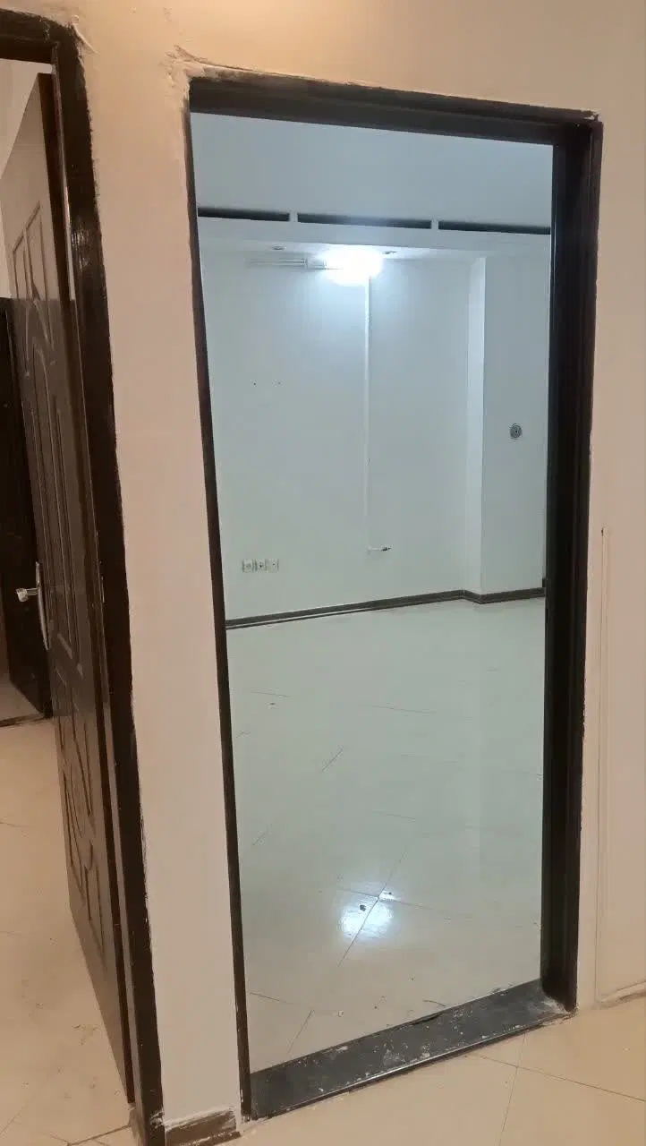 ۹۰متر ۲خواب طبقه۲ تخلیه ویلا ۴۰متر تراس